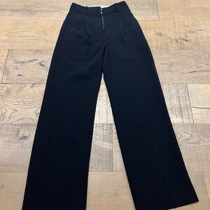 Aritzia THE EFFORTLESS PANT™ - Short Length, Black, 00